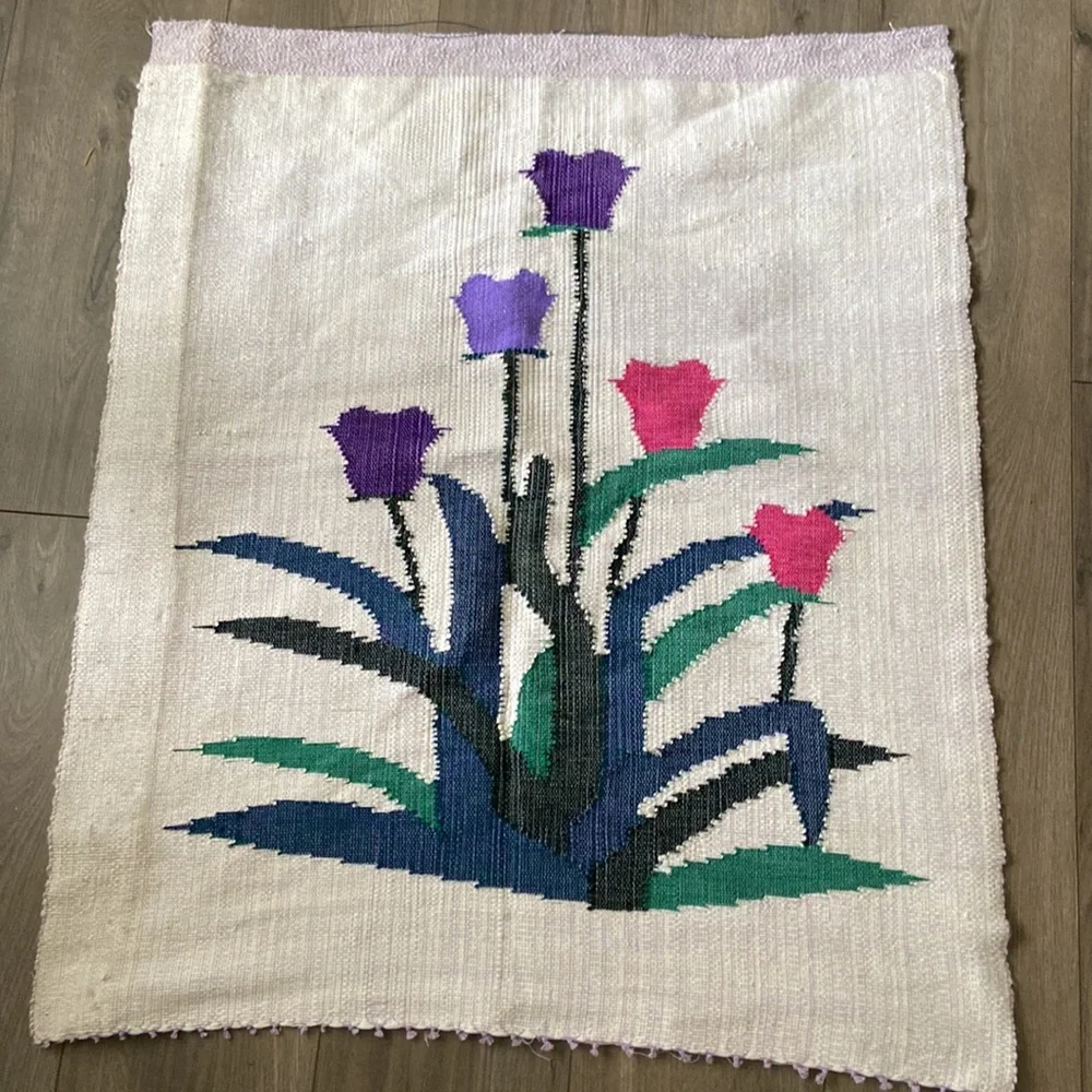PURPLE FUCHSIA TULIPS WOVEN WALL ART TAPESTRY L34” W29” 🌷